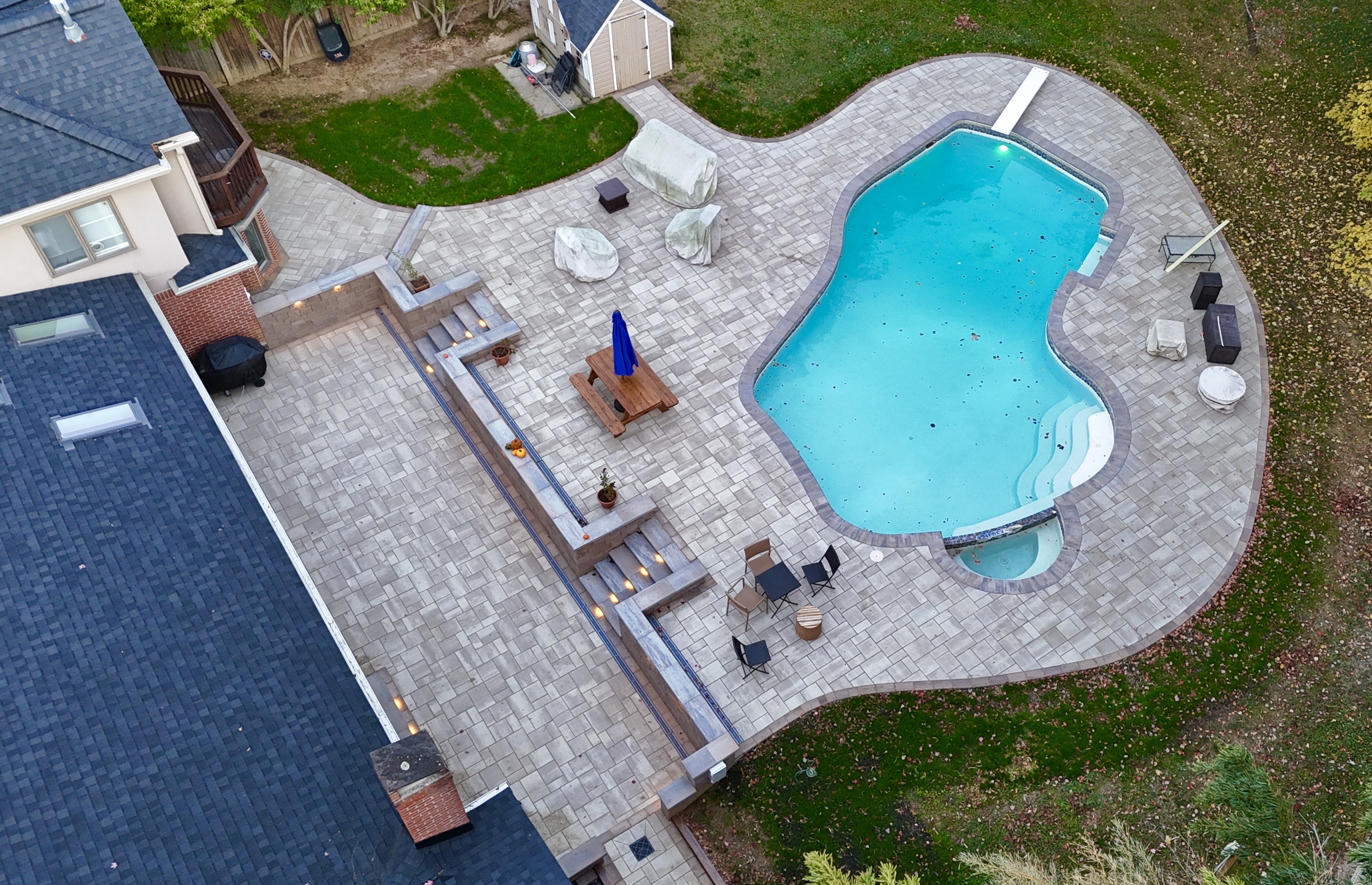 Entertaining Courtyard